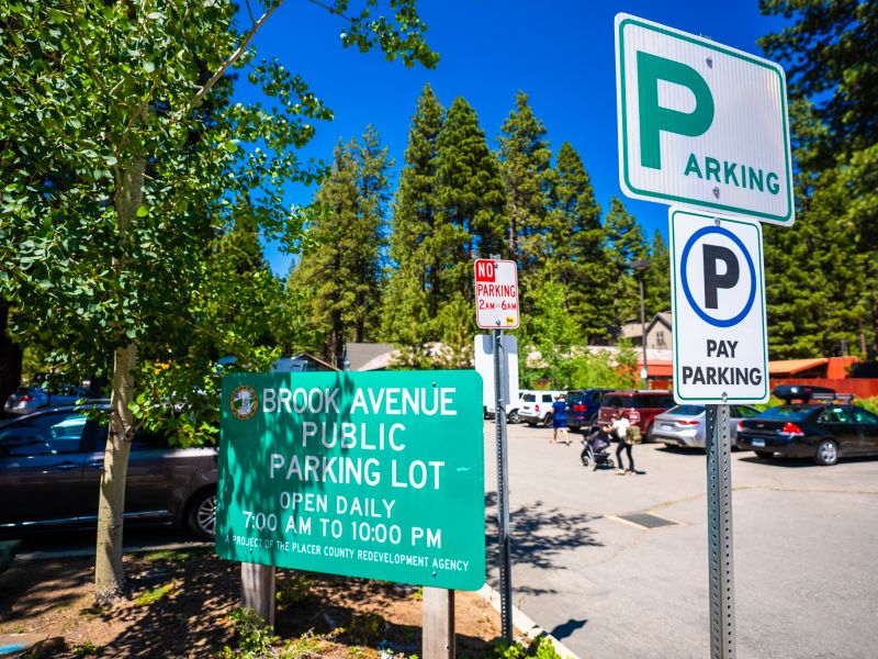 A pay parking sign at Brooke Ave. in Kings Beach.